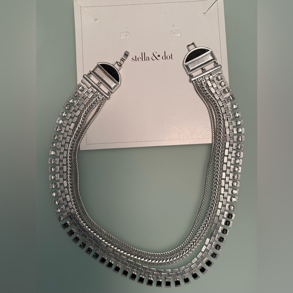 Stella & Dot Electra Statement necklace
